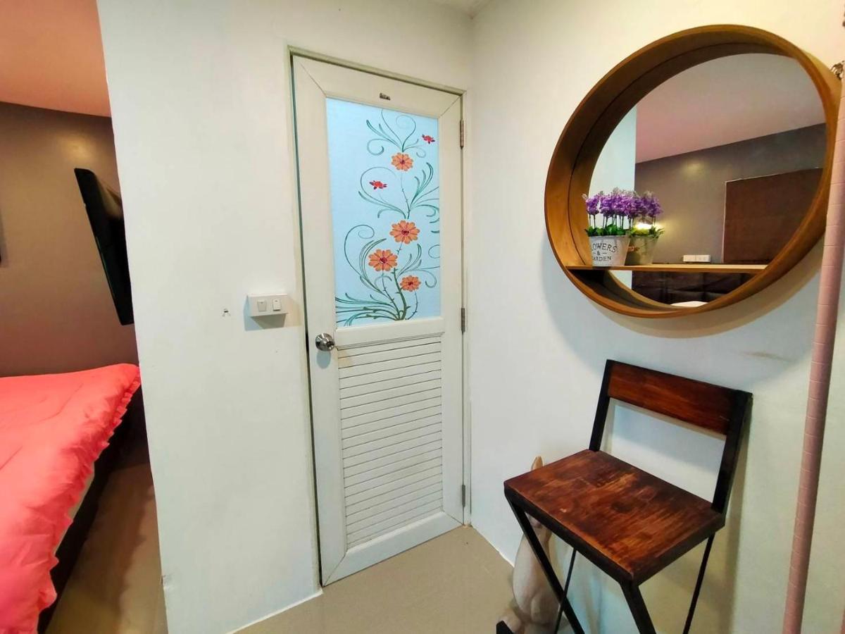 Ruenthip Homestay Бангкок Экстерьер фото